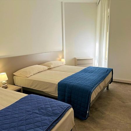 Blu Residence Линяно Сабиадоро Екстериор снимка