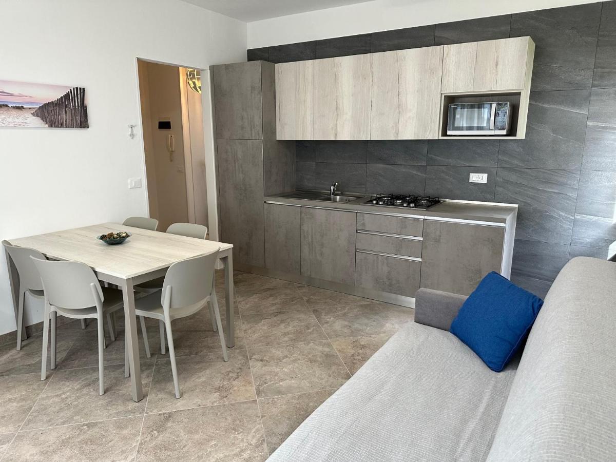 Blu Residence Линяно Сабиадоро Екстериор снимка
